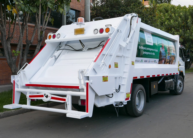 Camion recolector de residuos - venta en colombia
